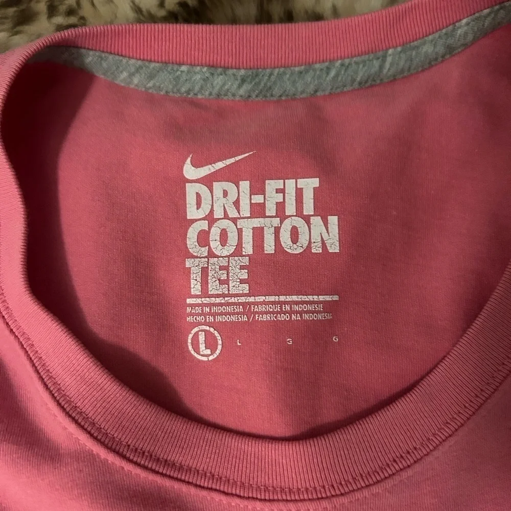 Nike Cropped Dri Fit Long Sleeve Large Pink Scissor Cut Athleisure Top Athletic